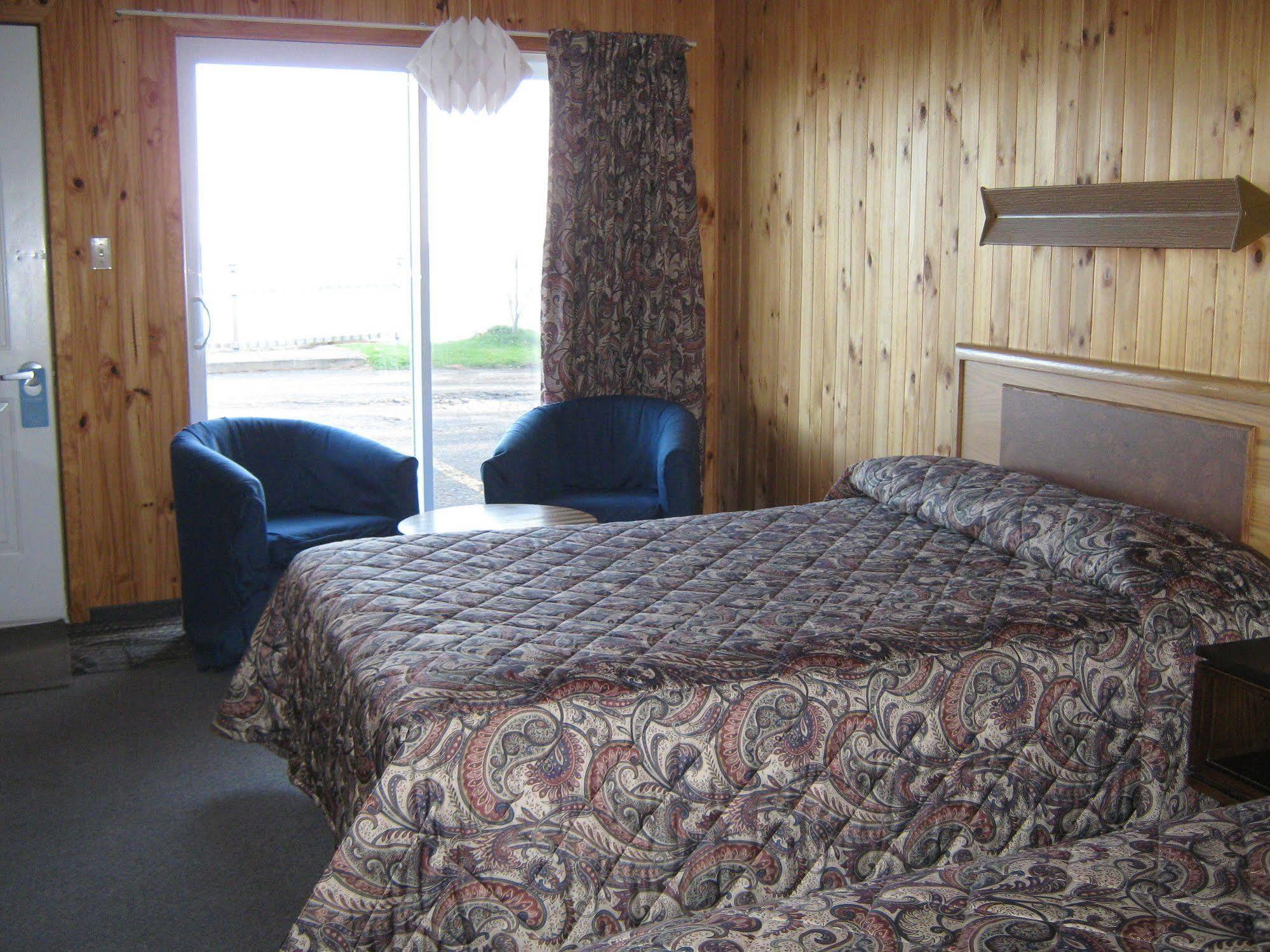 Motel Carleton Sur Mer Exterior foto